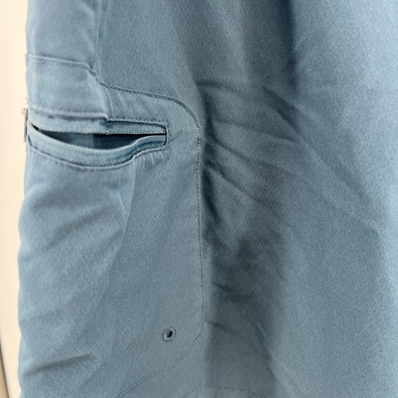 Magellan fish fear 34 navy outdoor hiking shorts water repellent fishing - Picture 3 of 5